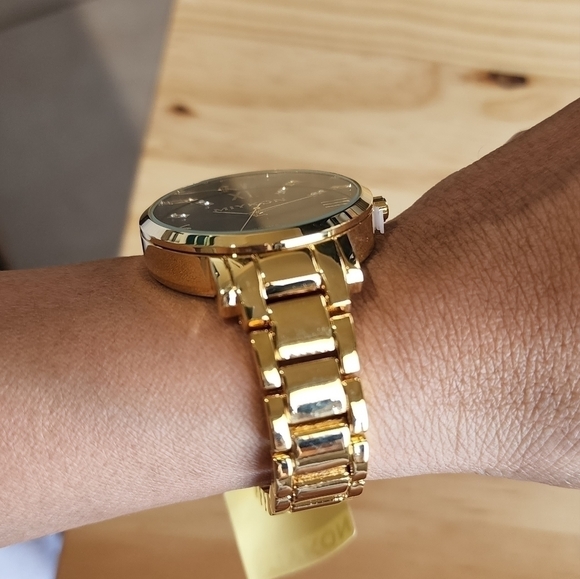 ladies Timepiece - Picture 4 of 6